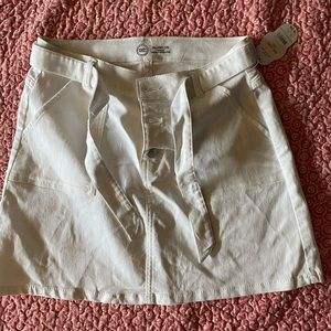 Girls super stretchy white denim skirt